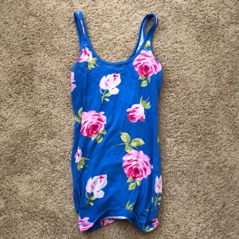 Hollister shirt